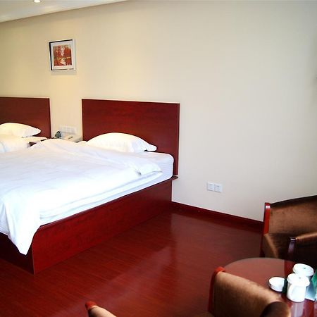 Greentree Inn Shandong Heze Mudan Road Bus Terminal Station Express Hotel Bagian luar foto