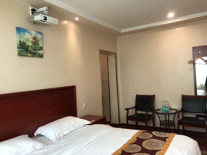 Greentree Inn Shandong Heze Mudan Road Bus Terminal Station Express Hotel Bagian luar foto